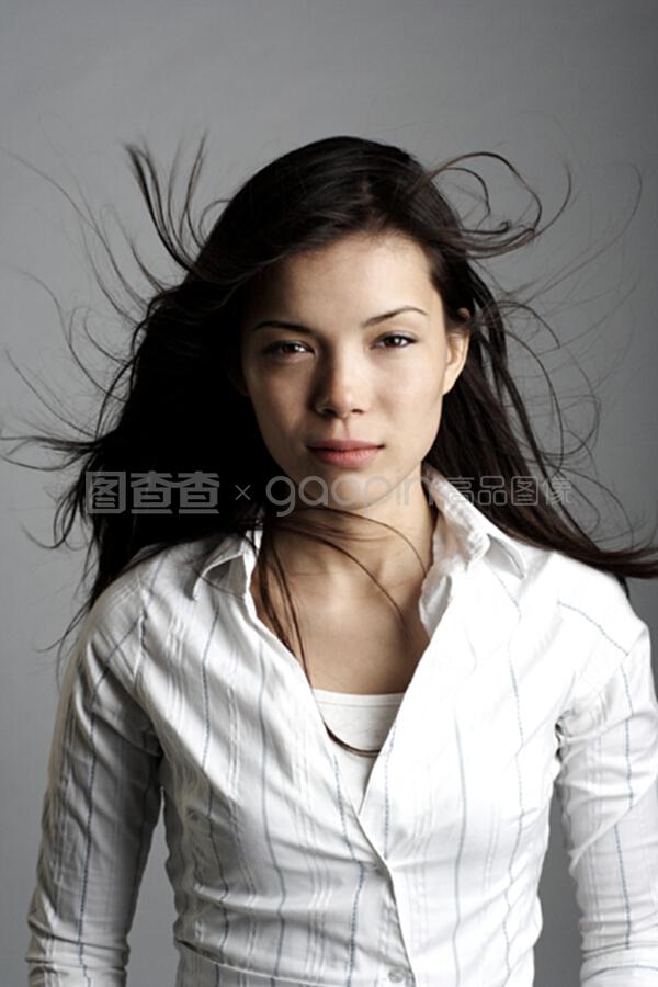 优酷直艾米 互动
